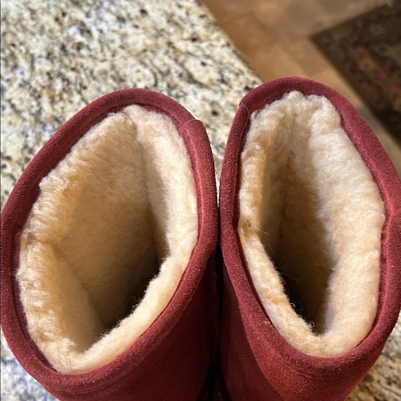 BearPaw Women's Burgundy Suede Winter Boots - Picture 15 of 15